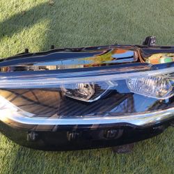 Ford Fusion Left Side Headlight 