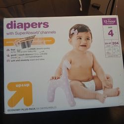 DIAPERS SIZE 4