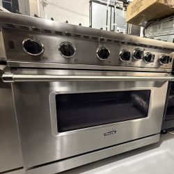 36” Viking Gas Range! 