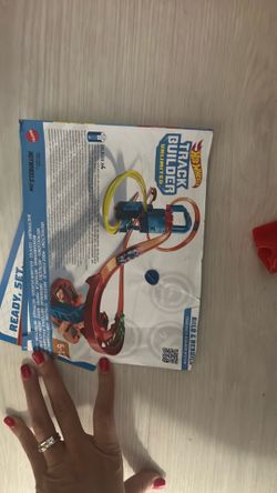 Hot wheels track