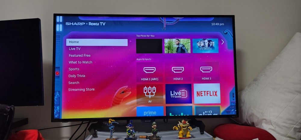 Sharp Smart Roku HDTV TV 43" Inches