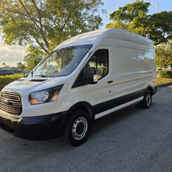 2019 Ford Transit🇺🇸 Financial Available. 