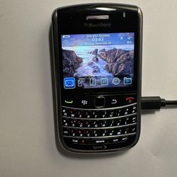 Unlocked BlackBerry Bold 9650