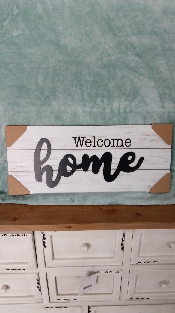 Farmhouse decor welcome home sign wall decor