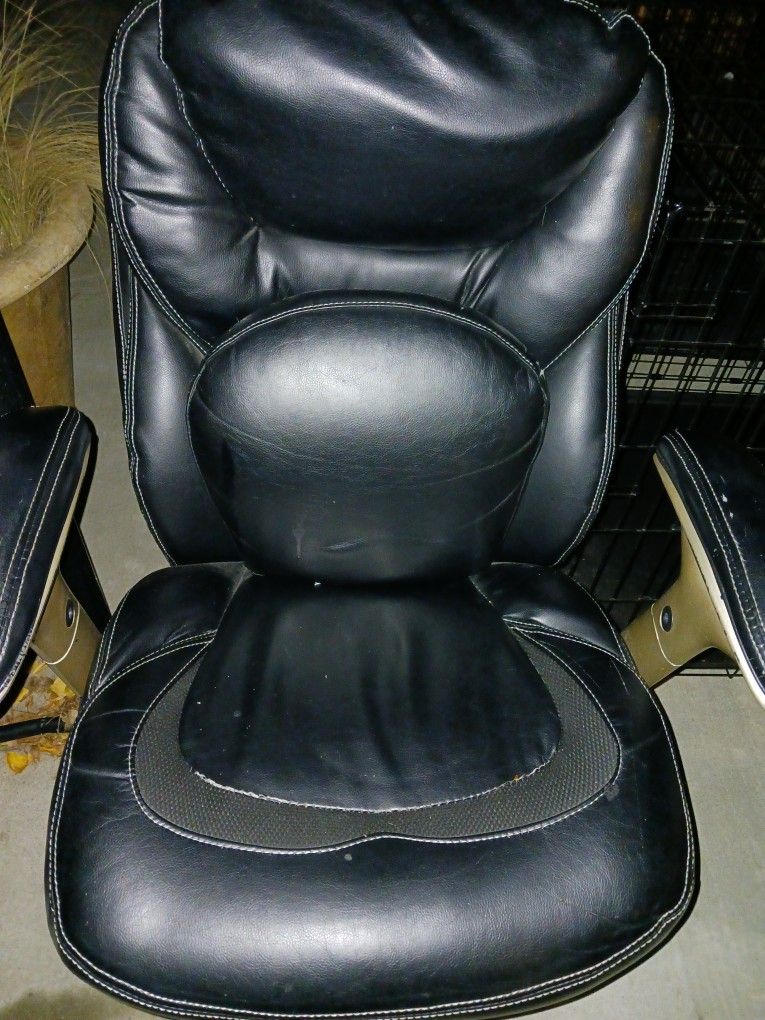 Desk Office Chair Sturdy Been In Storage. Padded Back Lumbar Support 