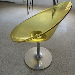 Vintage Egg Chair swivel Yellow