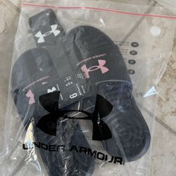 Brand New Size 6 Womens Sandals