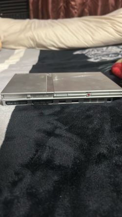 Ps2 slim silver with cables and one controller