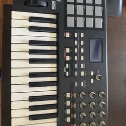 Akai MPK 25