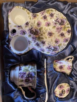 Sorelle Fine Porcelain Set