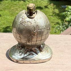 Vintage Globe Lighter