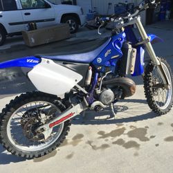 2002 Yamaha YZ 250 2 stroke 