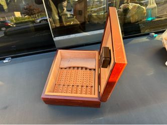 Wooden humidor