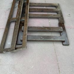 Twin Size Wood Bed Frame READ DESCRIPTION 