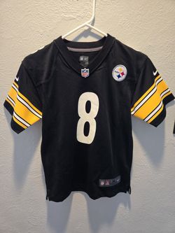 Pittsburgh Steelers Kenny Pickett #8 Youth Size Medium. 