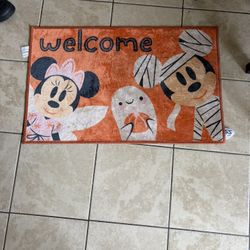 Minnie And Mickey Small Rug 
