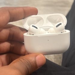 Air Pods Pro Used 