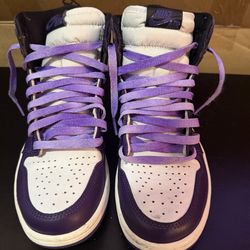 Air Jordan court purple SIZE 8