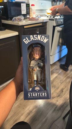 Tyler glasnow bobble head 2025