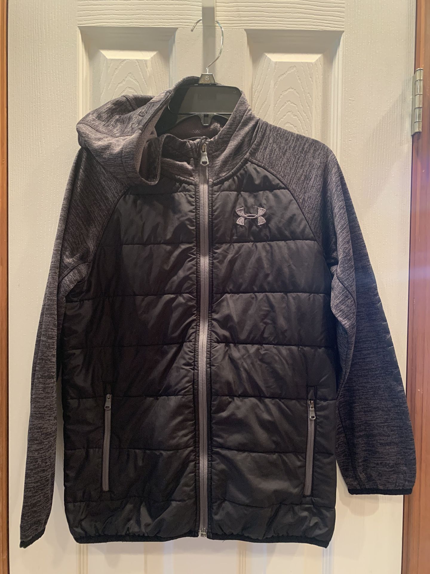 ❄️Under Armour Cold Gear Boys Youth Size Medium Kids Hooded Coat Jacket with zippered pockets 