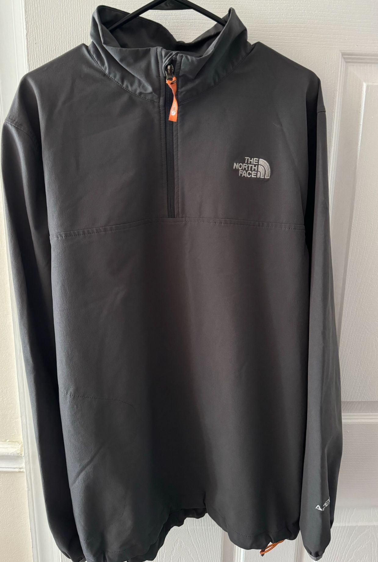 The North Face Jacket Mens Sz large 1/2 Zip Long Sleeve High Neckline(cash & pick up only)