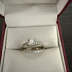 Engagement And wedding Band Set 