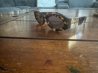 MIU MIU Sunglasses