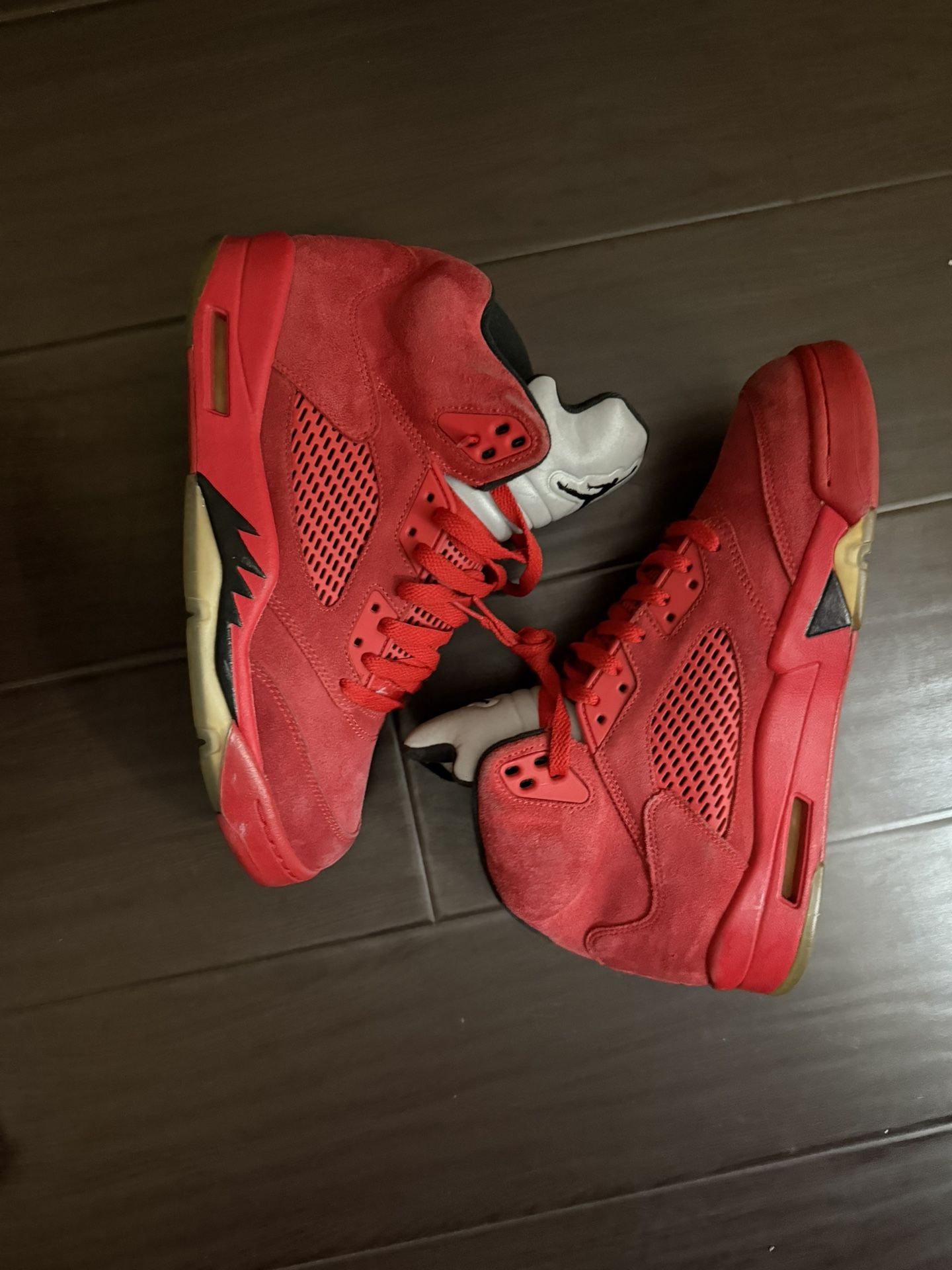 Retro Jordans 5 “red Suede “
