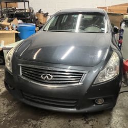 2012 Infiniti g37S