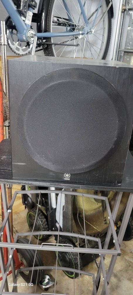 Yamaha Subwoofer