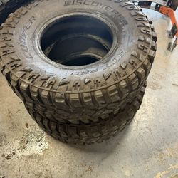 37x13.50R17LT