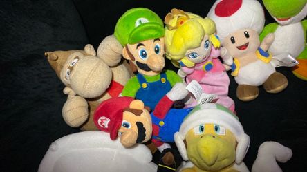 Nintendo super Mario plushy set nine pieces
