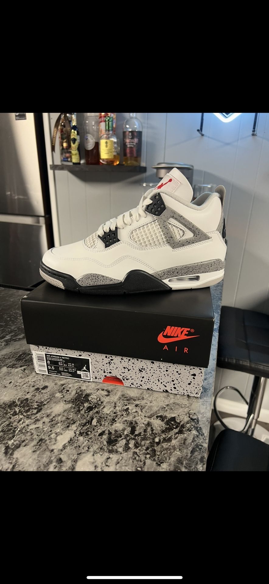 Jordan white Cement 4 Size 8