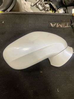 2006 Lexus is250 passenger side mirror