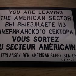 Berlin Wall Sign Replica 10$