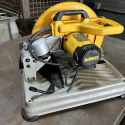 Like New (Used) DeWalt 14 in Chop Saw D28715