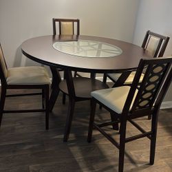 Dining Room Table Set! 