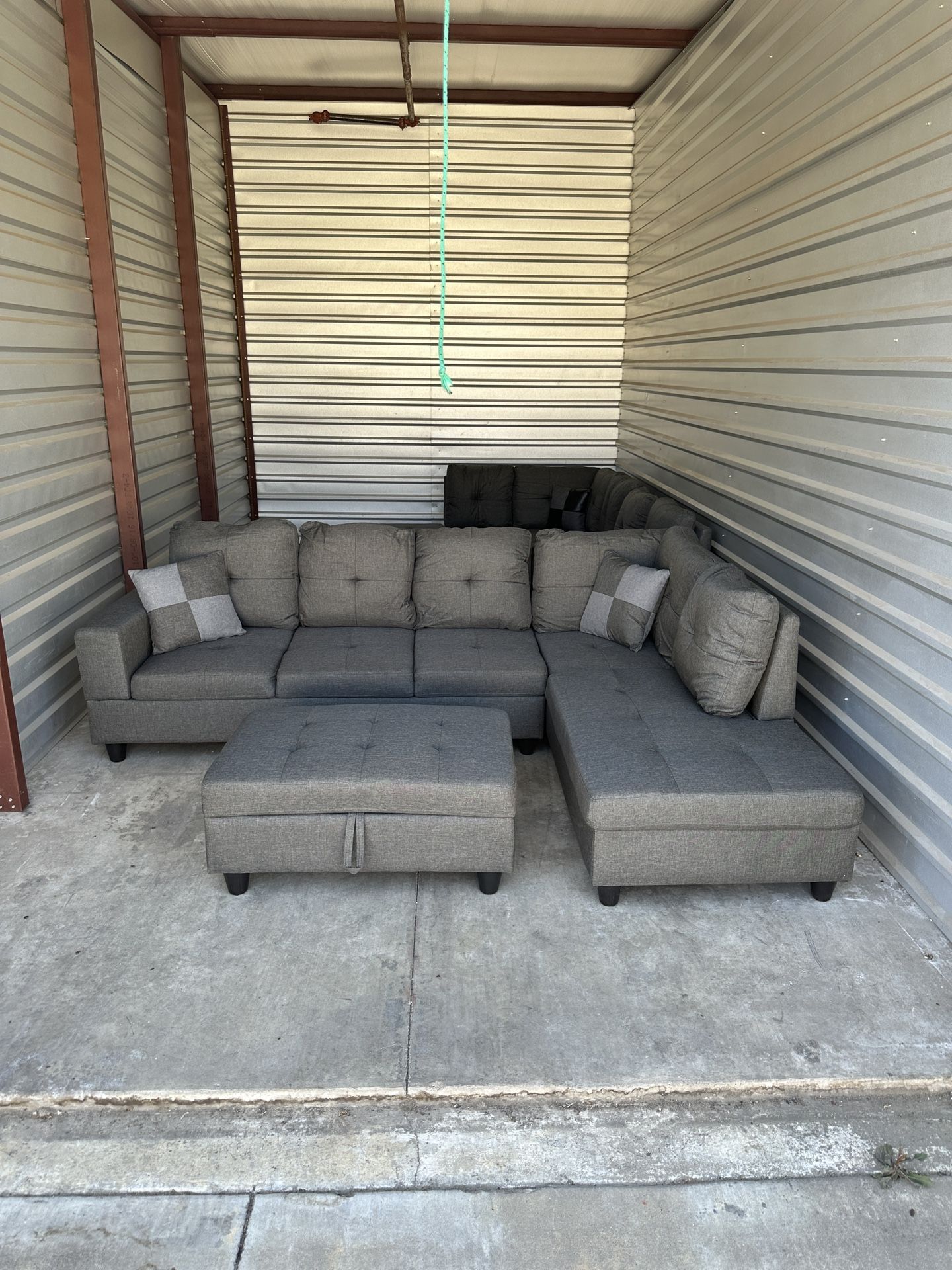 Free Delivery! Grey Sectional Couch with Storage Ottoman