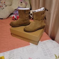 Little Girls Ugg Boots