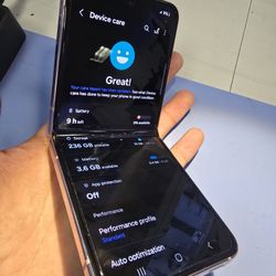 Unlocked Galaxy Z Flip5 - 256gb Custom Bottom Glass