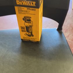 DEWALT 20-Volt MAX Cordless Drywall Cut-Out Tool (1 Battery 4 AH) no charger 