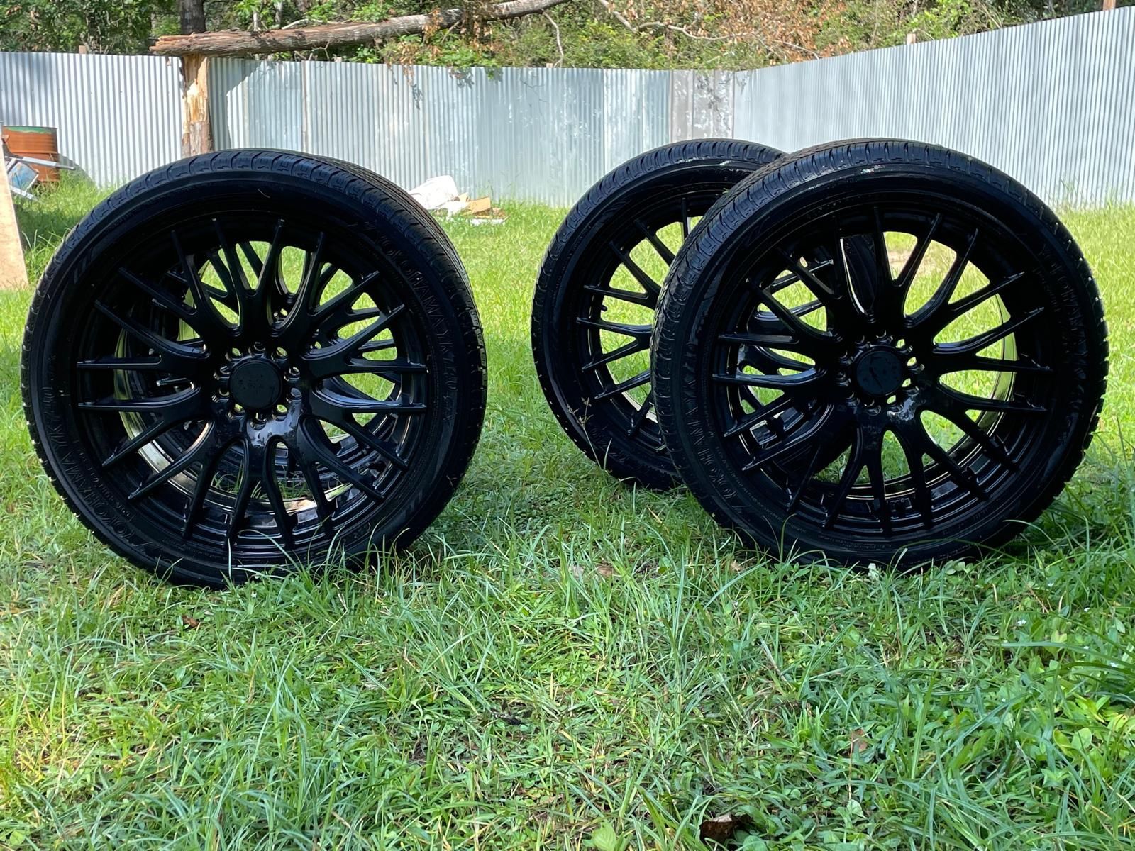 llantas y rines color negro for Sale in Conroe, TX OfferUp