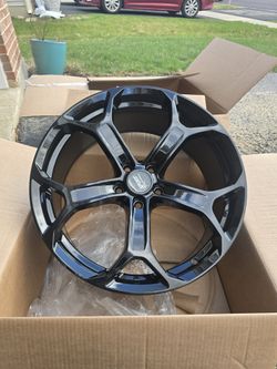 4- Sport Edition Gloss Black 20” Wheels