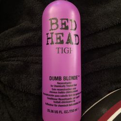 Bed Head Tigi Dumb Blonde Reconstructor 