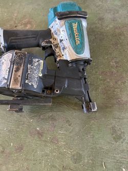 Máquina roofing nailer