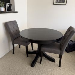 Black dining room table (42”)