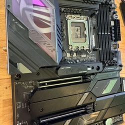 ASUS - ROG STRIX Z790-E GAMING WIFI (Socket LGA 1700) Intel Z790 ATX DDR5 Wi-Fi 6E Motherboard - Black