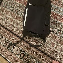 Elite back pack black