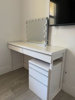 Desk + drawer