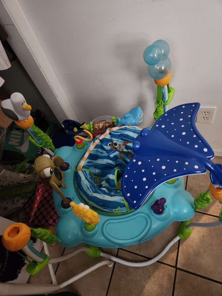 Finding Nemo Stand And Play Bouncy